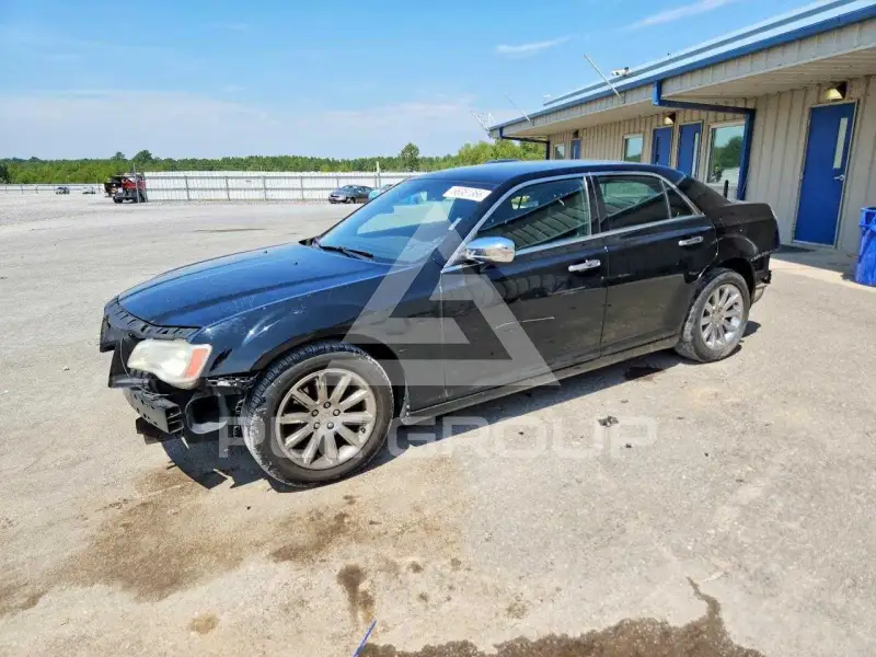 2012 Chrysler 300 фото