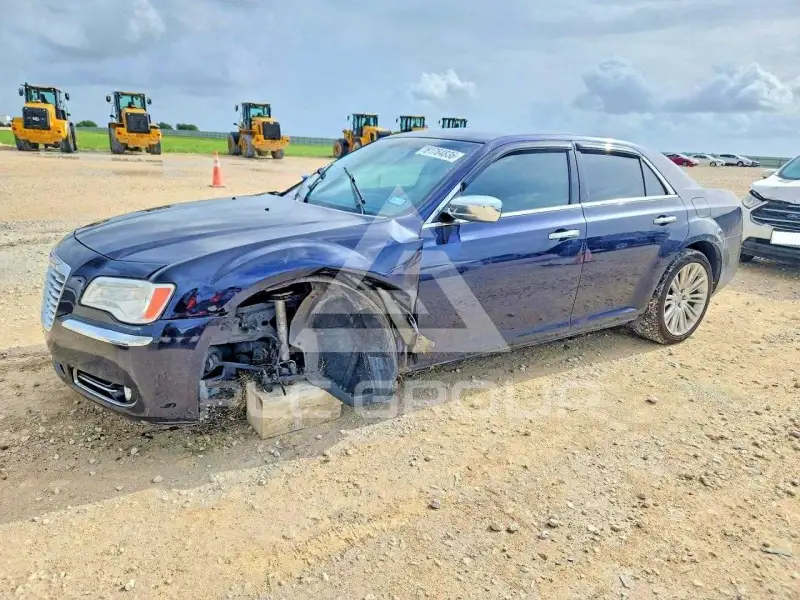 2012 Chrysler 300 photo