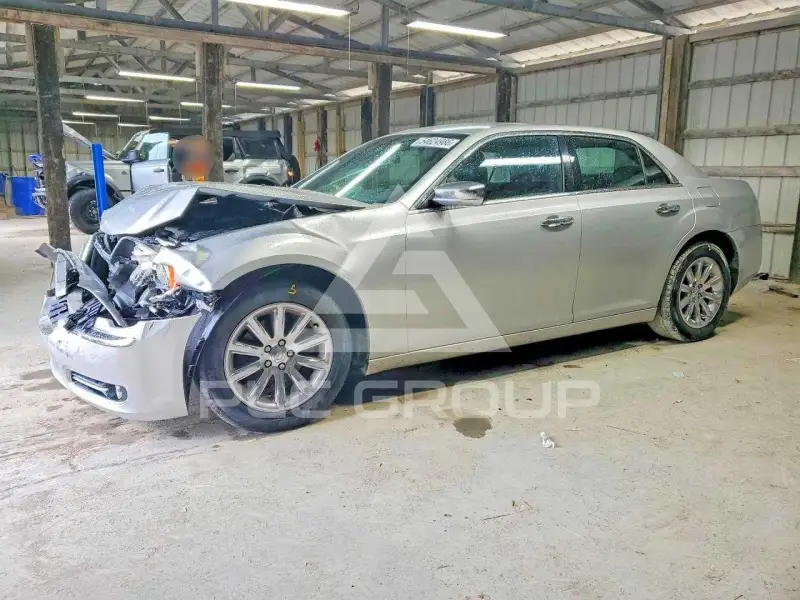 2012 Chrysler 300 photo