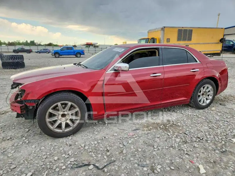 2012 Chrysler 300 фото