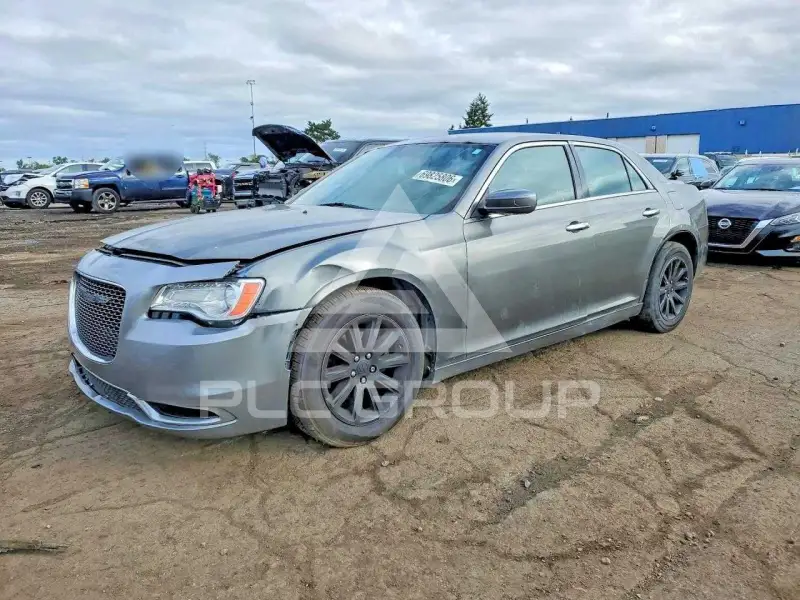 2012 Chrysler 300 фото