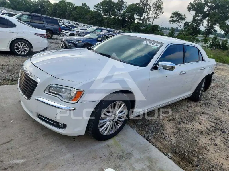 2012 Chrysler 300 photo