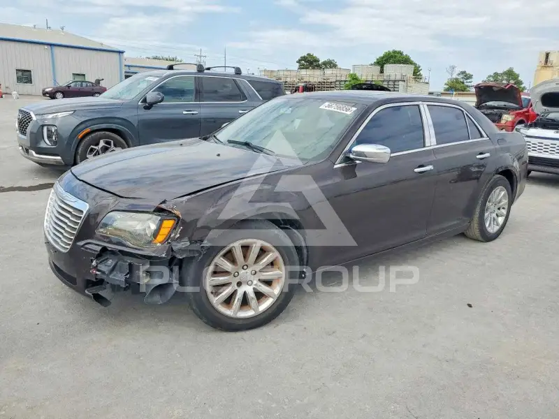 2012 Chrysler 300 фото