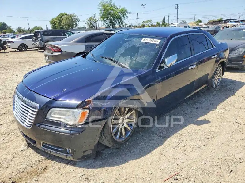 2012 Chrysler 300 фото