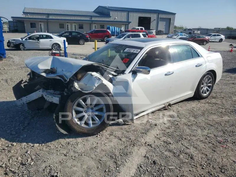 2012 Chrysler 300 фото