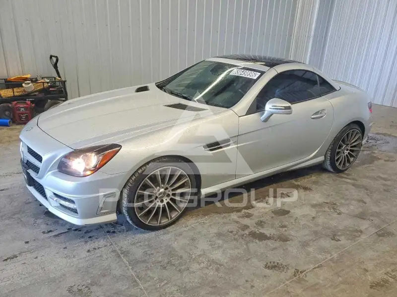 2012 Mercedes Benz SLK-Class фото