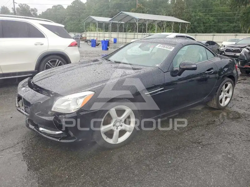 2012 Mercedes Benz SLK-Class photo