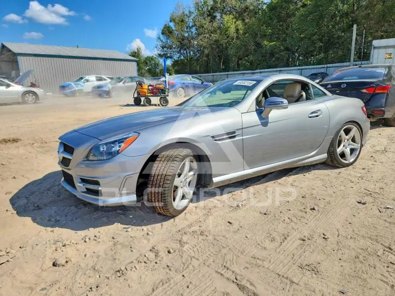 2012 Mercedes Benz SLK-Class фото