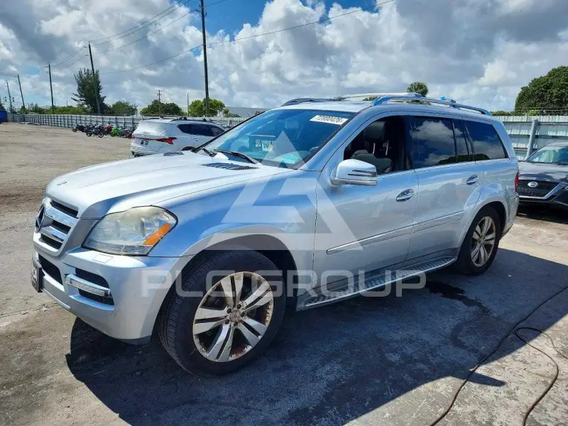 2012 Mercedes Benz GL-Class фото