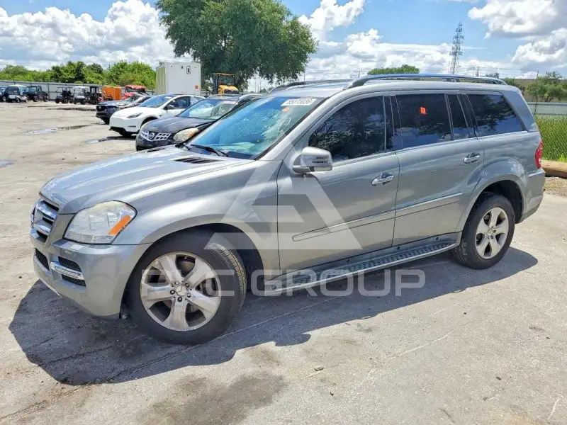 2012 Mercedes Benz GL-Class фото