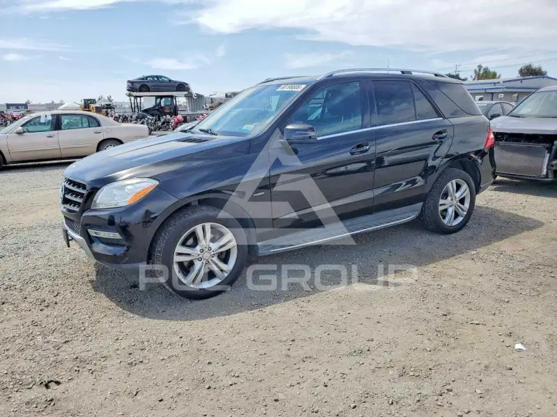 2012 Mercedes Benz ML-Class photo