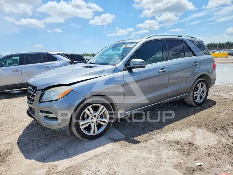 2012 Mercedes Benz ML-Class photo