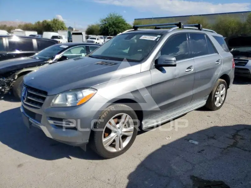 2012 Mercedes Benz ML-Class photo