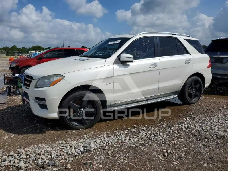 2012 Mercedes Benz ML-Class фото