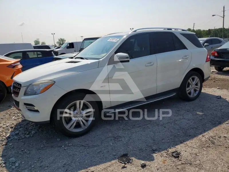 2012 Mercedes Benz ML-Class фото