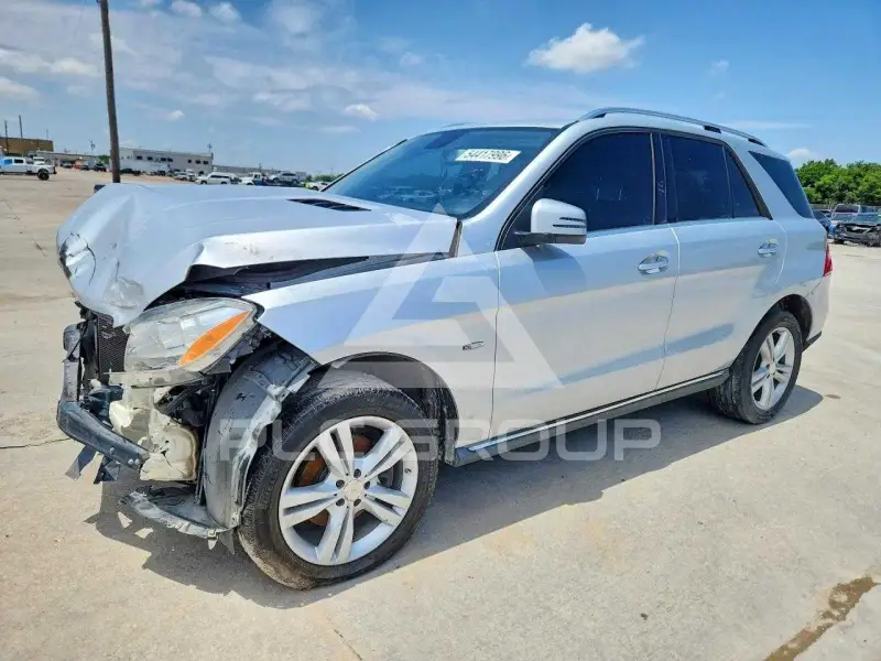 2012 Mercedes Benz ML-Class фото
