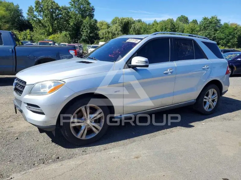 2012 Mercedes Benz ML-Class фото