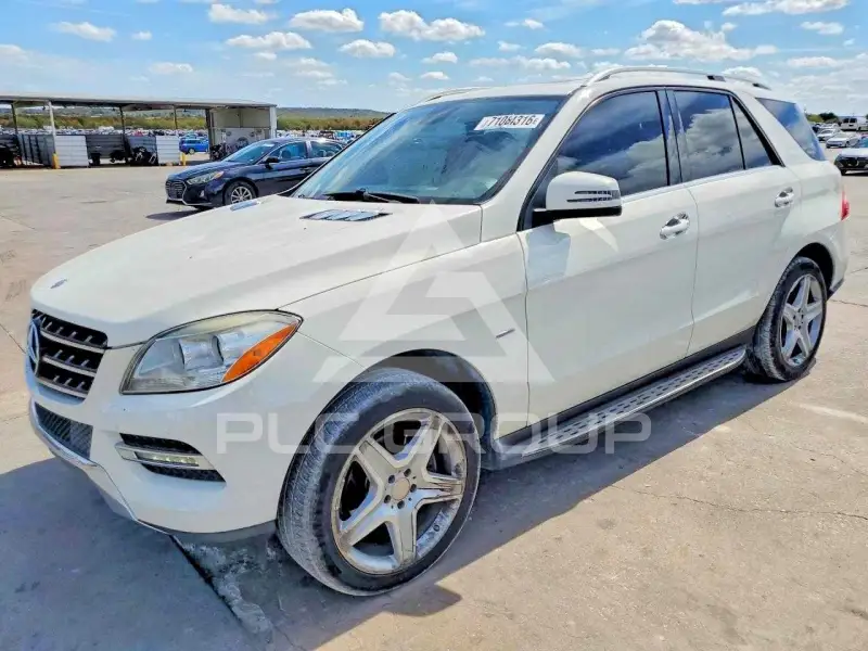2012 Mercedes Benz ML-Class фото