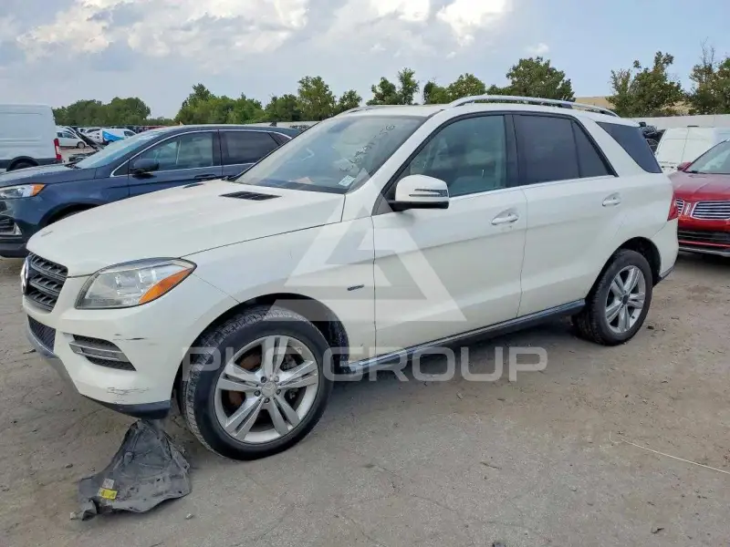 2012 Mercedes Benz ML-Class фото