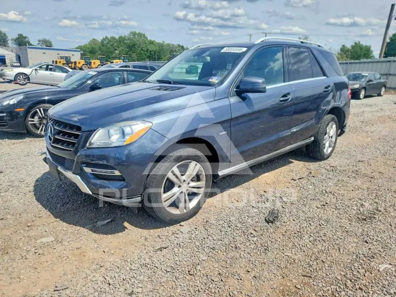 2012 Mercedes Benz ML-Class photo