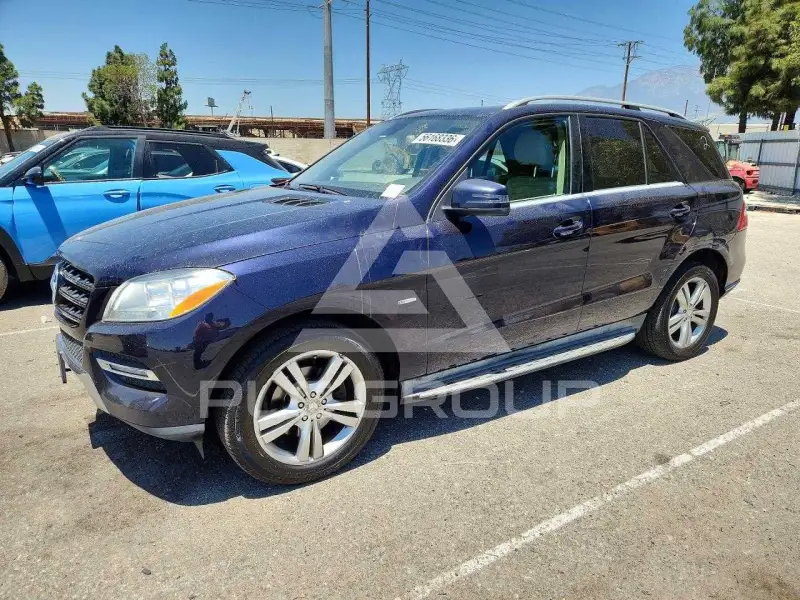2012 Mercedes Benz ML-Class photo