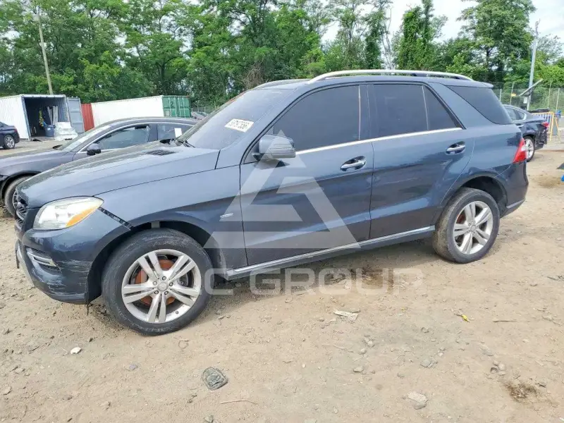 2012 Mercedes Benz ML-Class photo