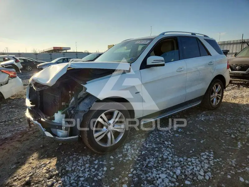 2012 Mercedes Benz ML-Class photo