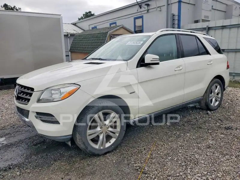 2012 Mercedes Benz ML-Class фото