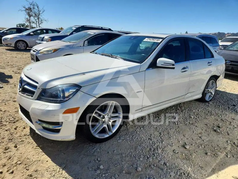 2012 Mercedes Benz C-Class фото