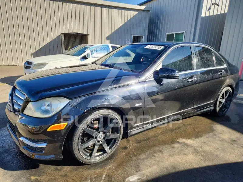 2012 Mercedes Benz C-Class фото
