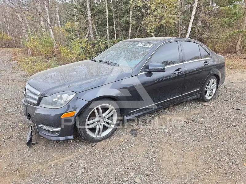 2012 Mercedes Benz C-Class photo