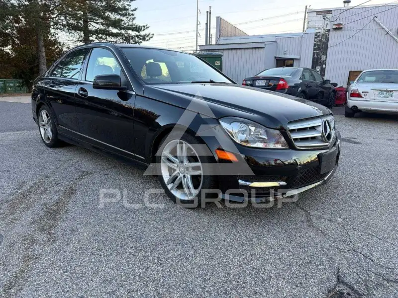 2012 Mercedes Benz C-Class фото