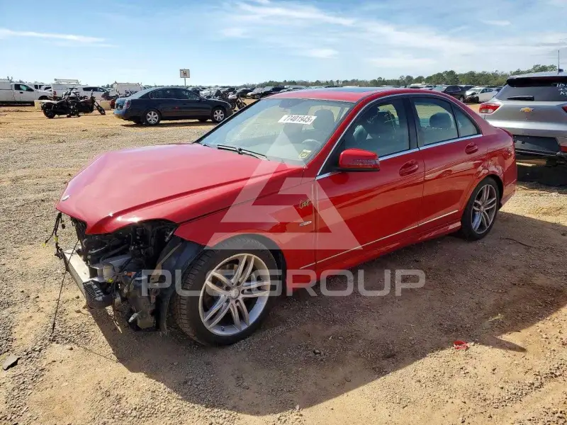 2012 Mercedes Benz C-Class фото