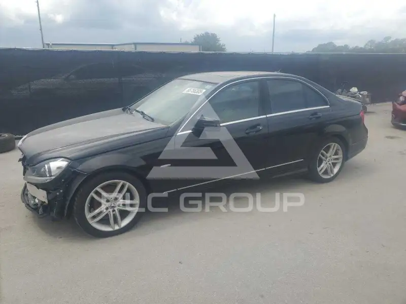2012 Mercedes Benz C-Class фото