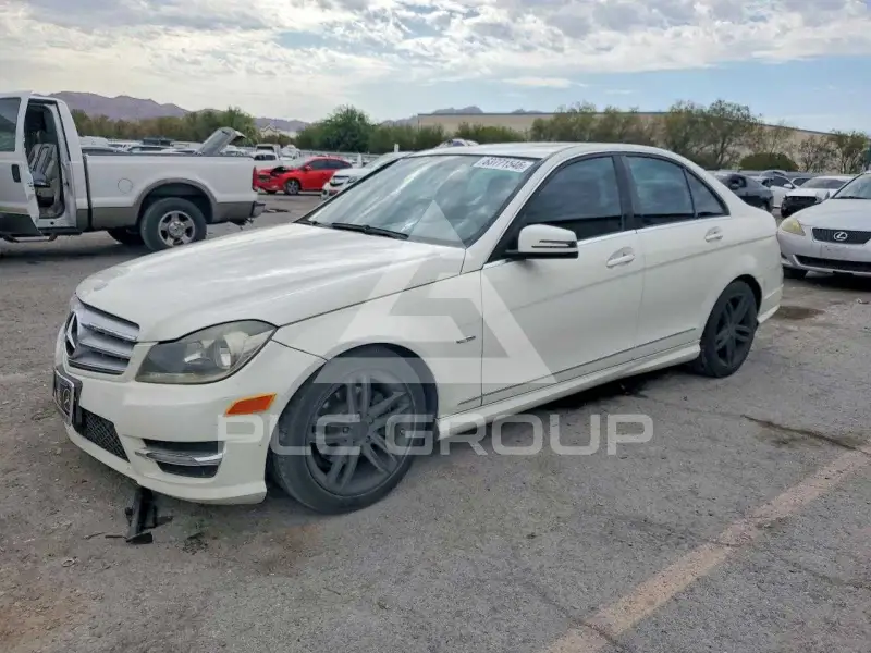 2012 Mercedes Benz C-Class фото
