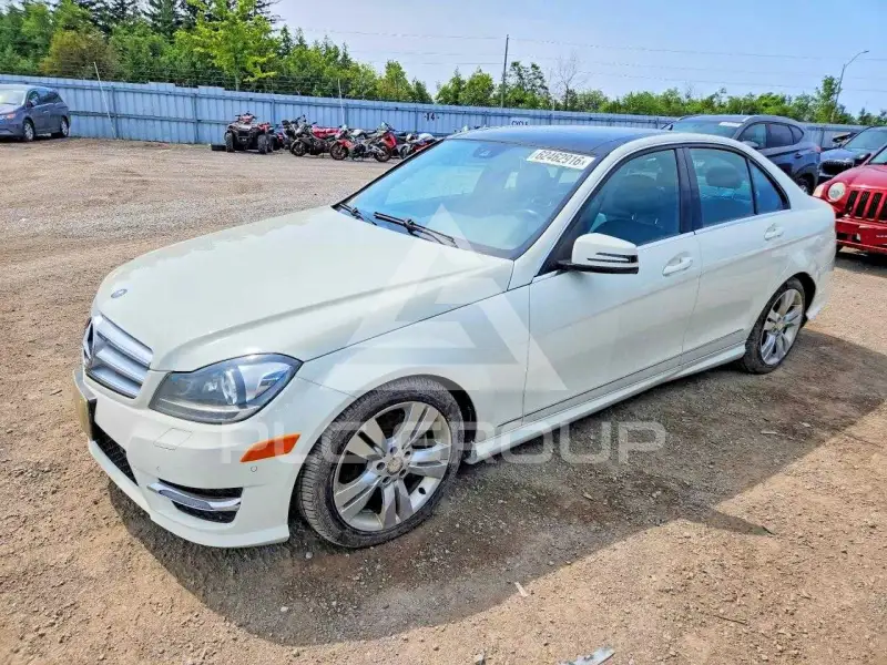 2012 Mercedes Benz C-Class фото