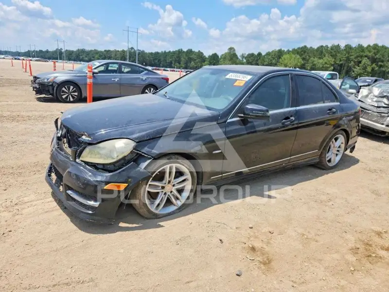 2012 Mercedes Benz C-Class photo