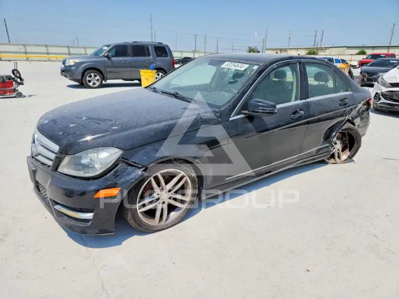 2012 Mercedes Benz C-Class фото