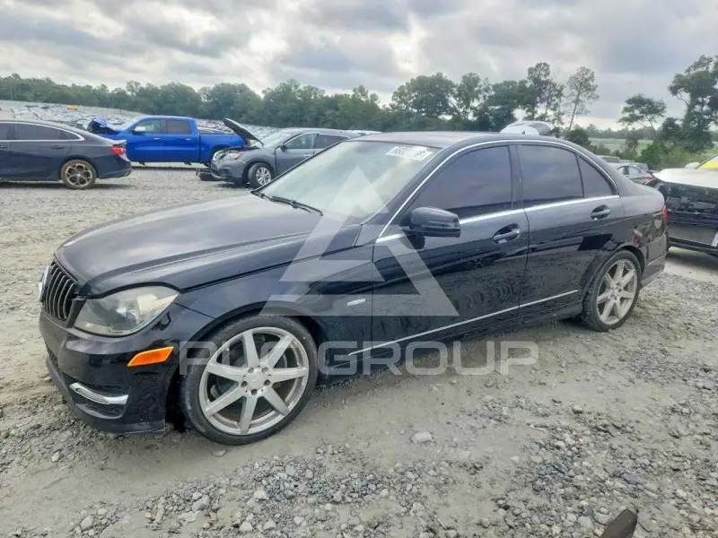 2012 Mercedes Benz C-Class фото