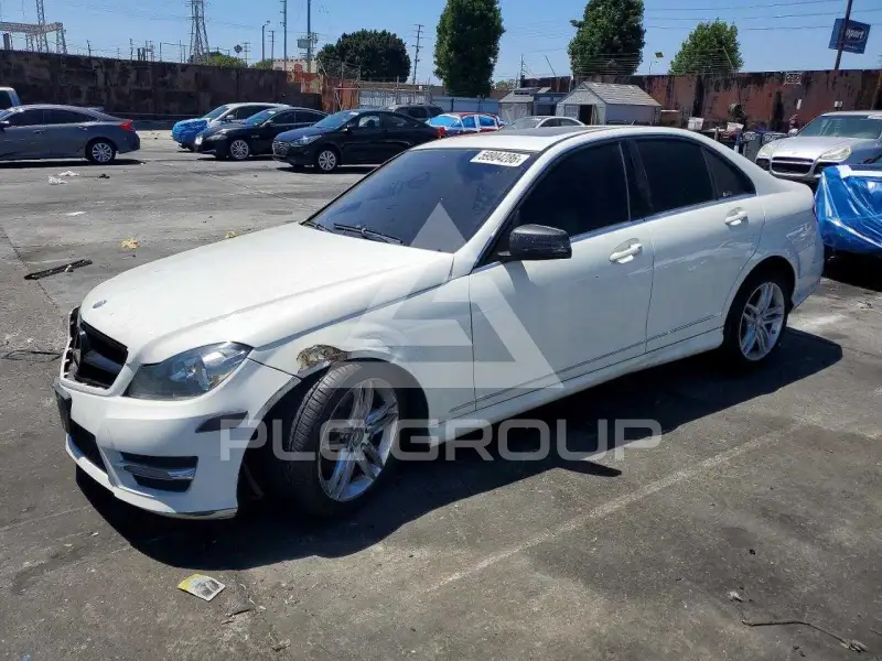 2012 Mercedes Benz C-Class фото