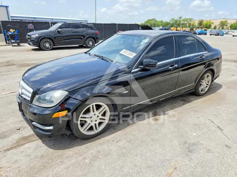 2012 Mercedes Benz C-Class photo