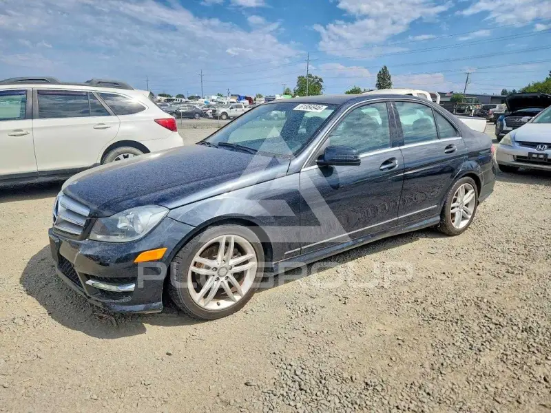 2012 Mercedes Benz C-Class фото