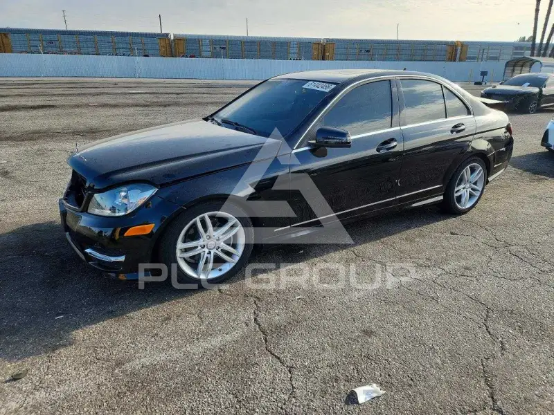 2012 Mercedes Benz C-Class фото