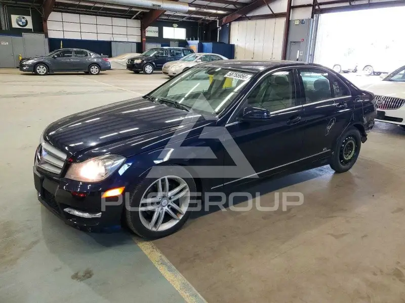 2012 Mercedes Benz C-Class photo