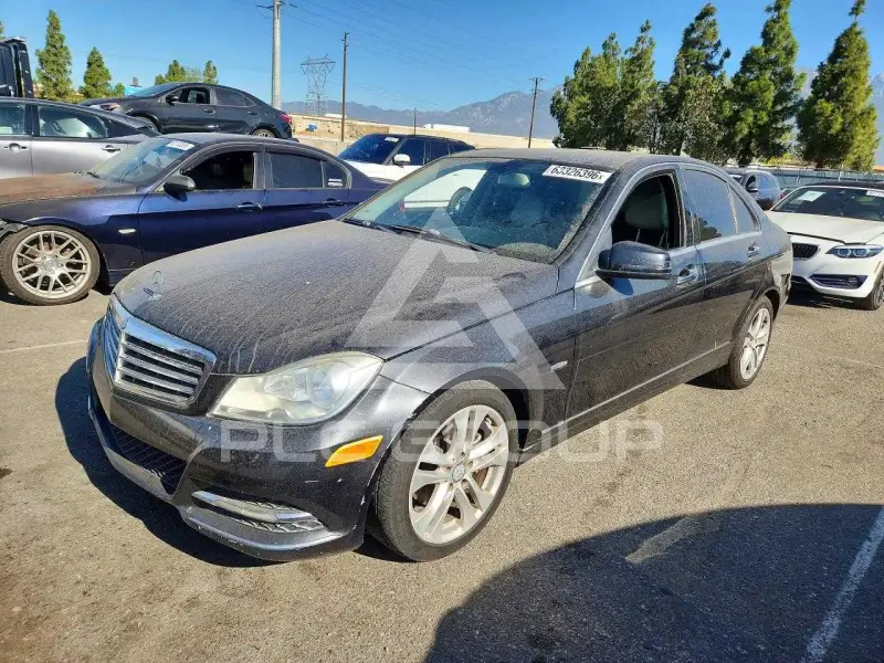 2012 Mercedes Benz C-Class фото