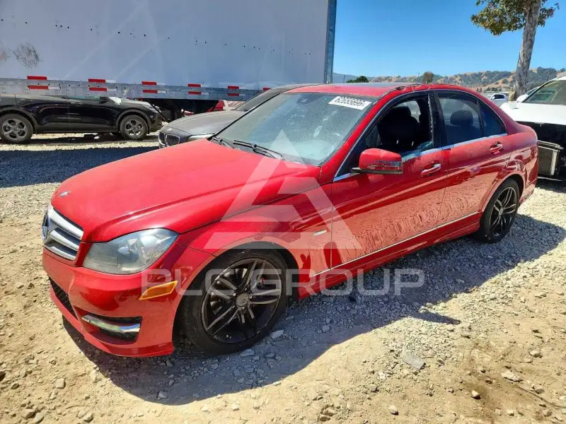 2012 Mercedes Benz C-Class фото