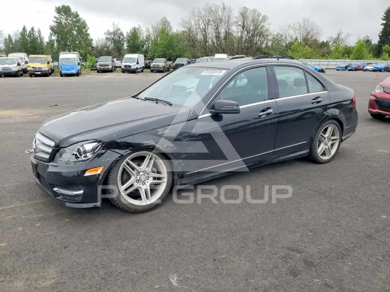 2012 Mercedes Benz C-Class фото