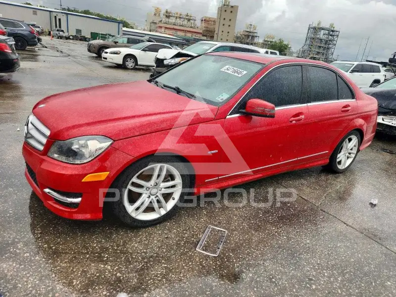 2012 Mercedes Benz C-Class фото