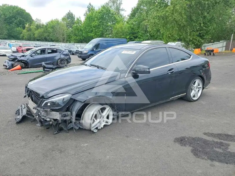 2012 Mercedes Benz C-Class фото