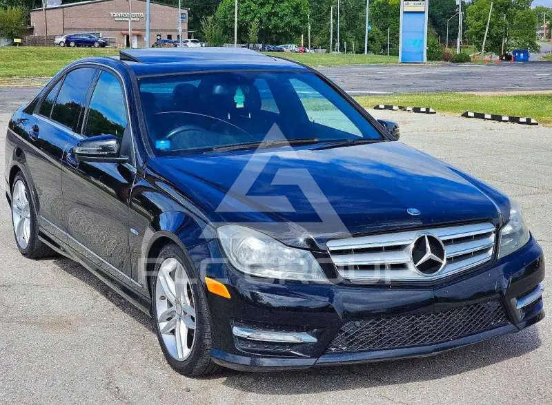 2012 Mercedes Benz C-Class photo